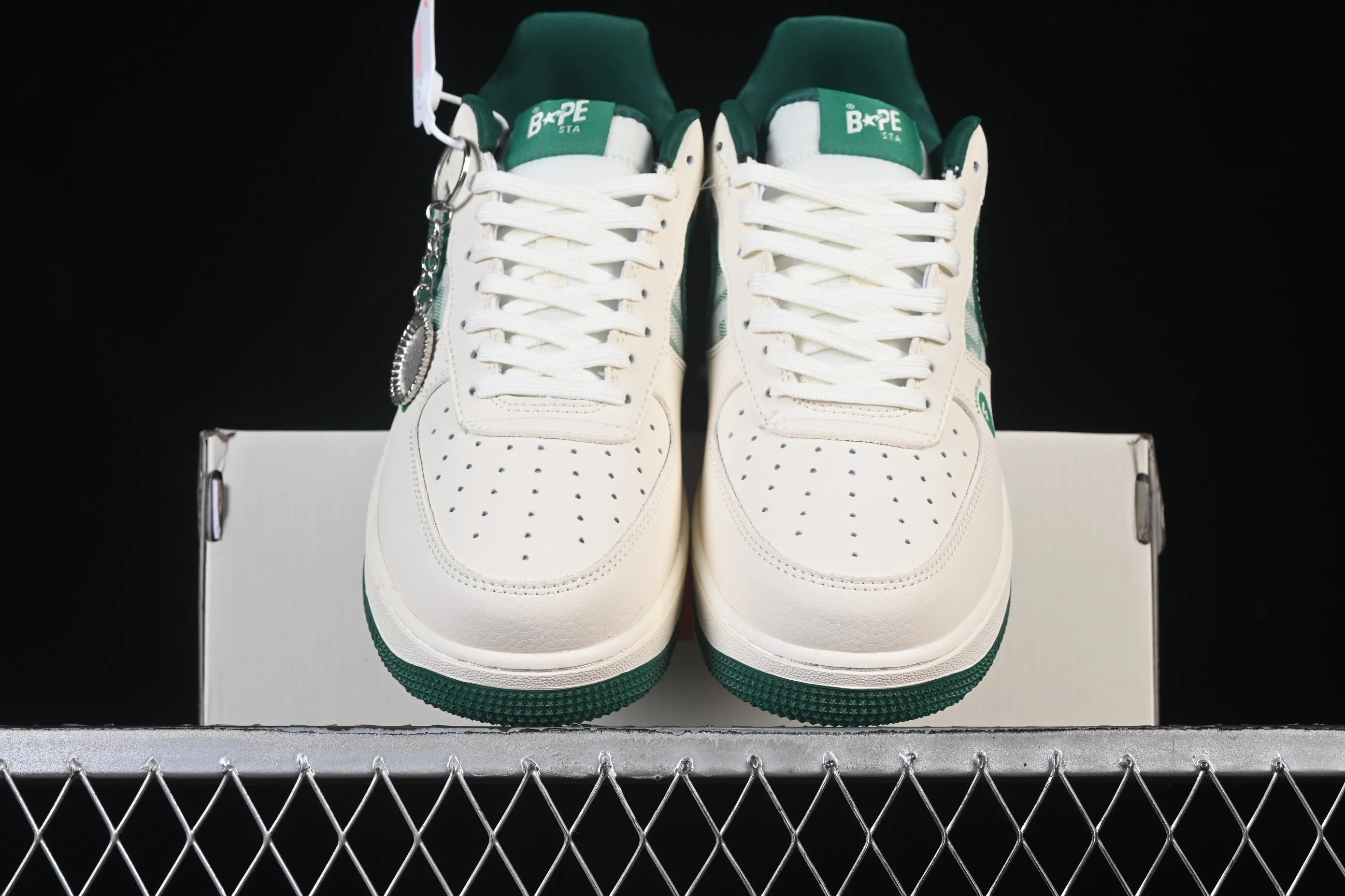 All categories Nk Air Force 1 Air Force series Nk Air Force 1 Low Air Force low top Nike Air Force 1'07 Low BAPE joint milky white mint Air Force 1 low top casual sneakers DK0188-089